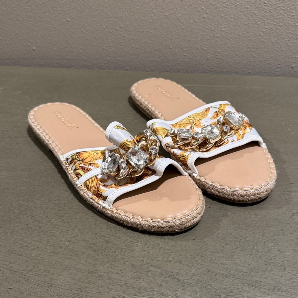 Shoe Dazzle White and Gold Bejeweled Espadrille Slides size 10